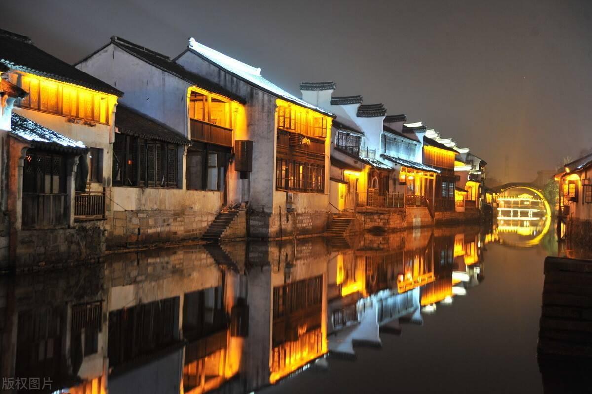 探索天涯,尽在大学生有必要谈恋爱吗?!